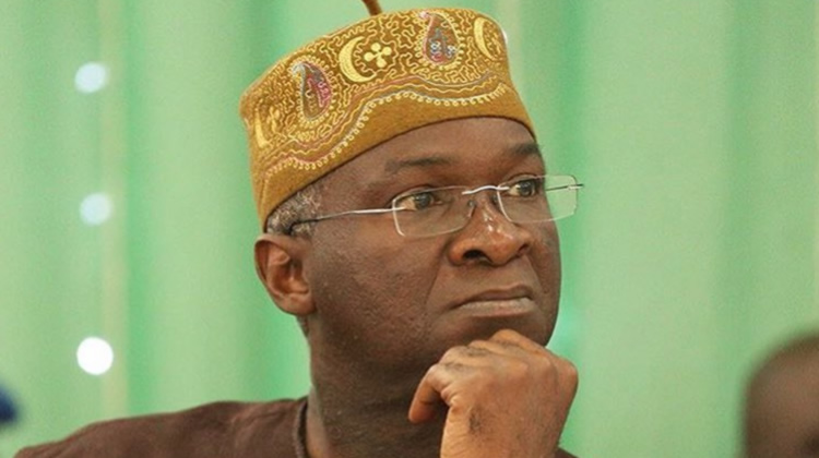 Buhari will award contracts till last minute — Fashola