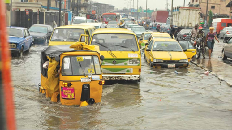 Heavy rainfall worsens Lagos  gridlock