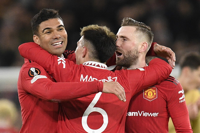 Man Utd thrash Chelsea to secure Champions League return