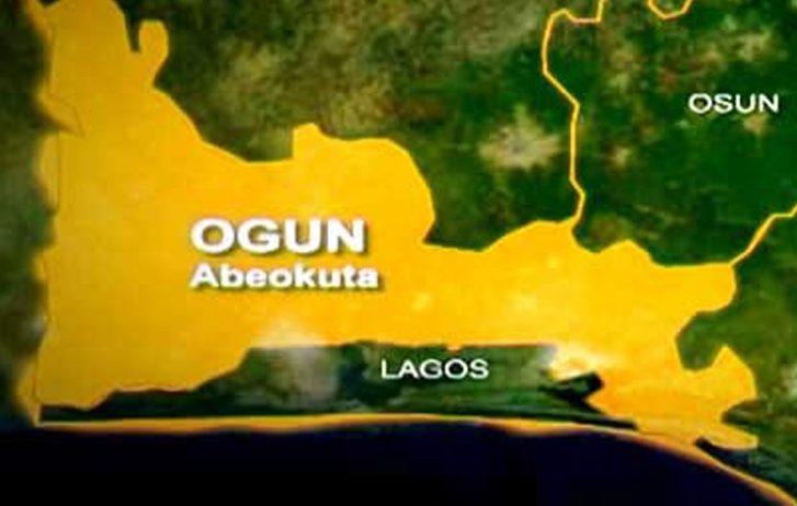 Ogun community leaders flee as angry students set ablaze houses over colleague’s death