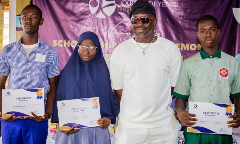 Three Oyo students bag Karim Adeyemi scholarship