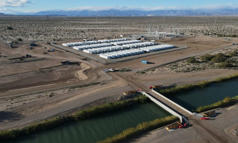 Active grid-scale energy storage projects across the U.S.